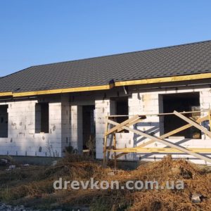 Dvuskatnaya pod metalocherepitsey00008